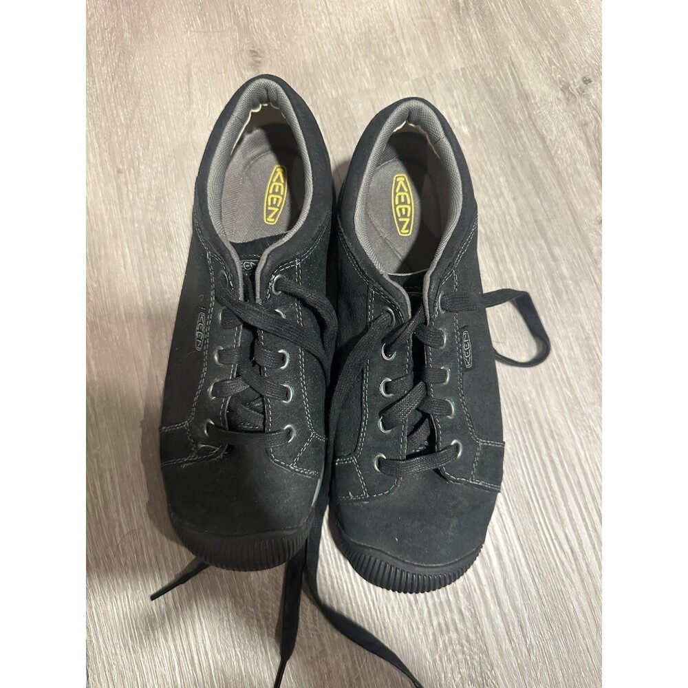 KEEN Reisen Suede Comfort Shoe Womens US 8.5 Black Casual Trail Approach NWOB